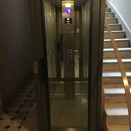 Loft Lägenhet *